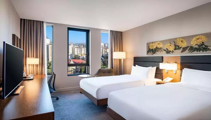 هتل هیلتون گاردن این چاوچاوادزه تفلیس